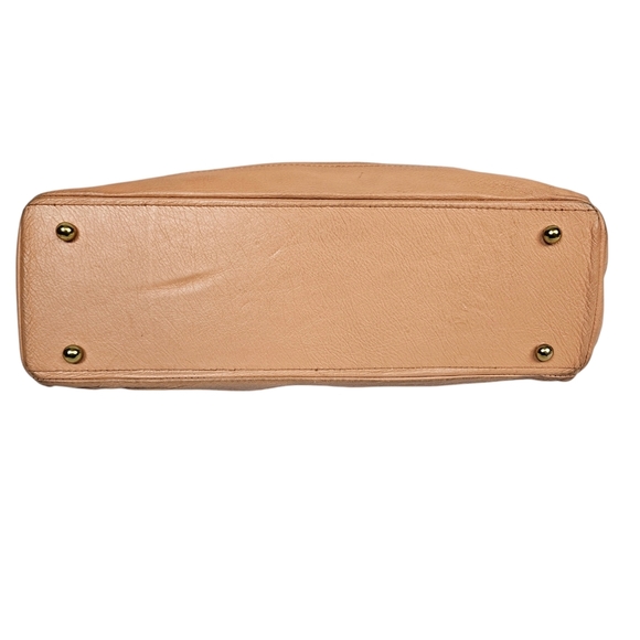 Vintage 70s Weber's Peach Leather Large Baguette Gold Metal Handle Women's Purse - Picture 6 of 13